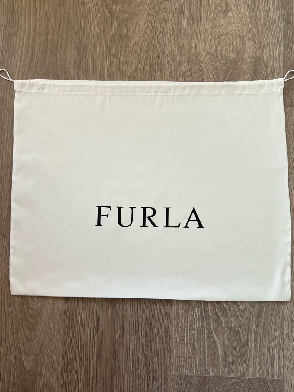 Furla dust bags (C542)